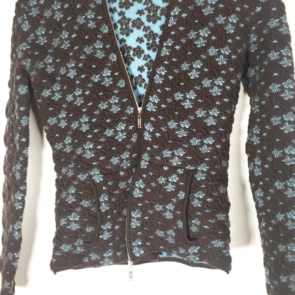 Neve Designs %100 Wool Hooded Long Sleeve Sweater - Picture 2 of 8